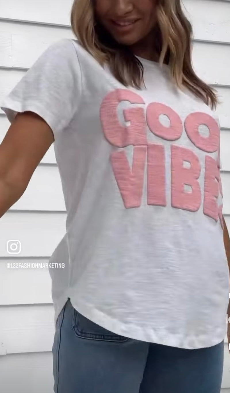 Good Vibes Tee